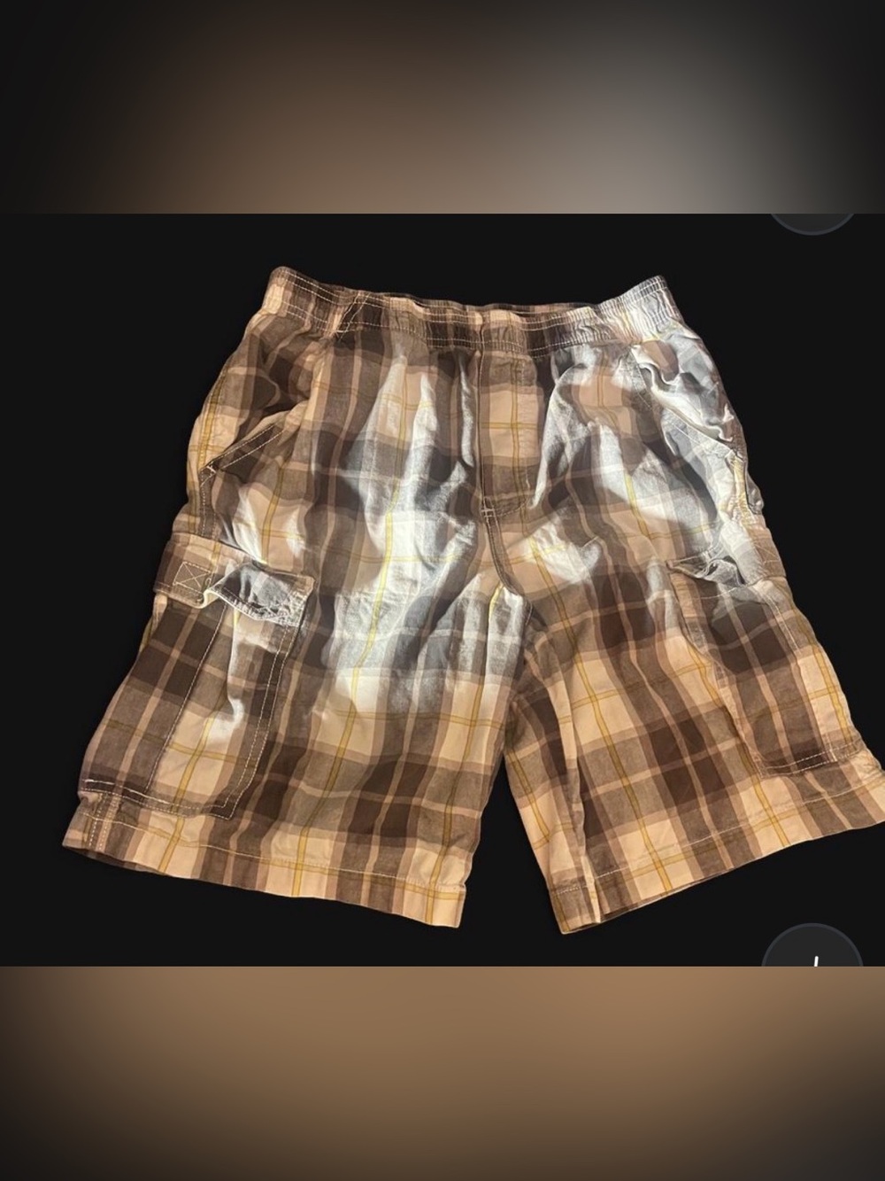 Boys size 10 Gray Plaid Cargo Shorts - Casual Summer Style